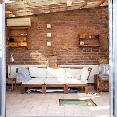 Home In The Heart Of The City Bucharest Exterior photo